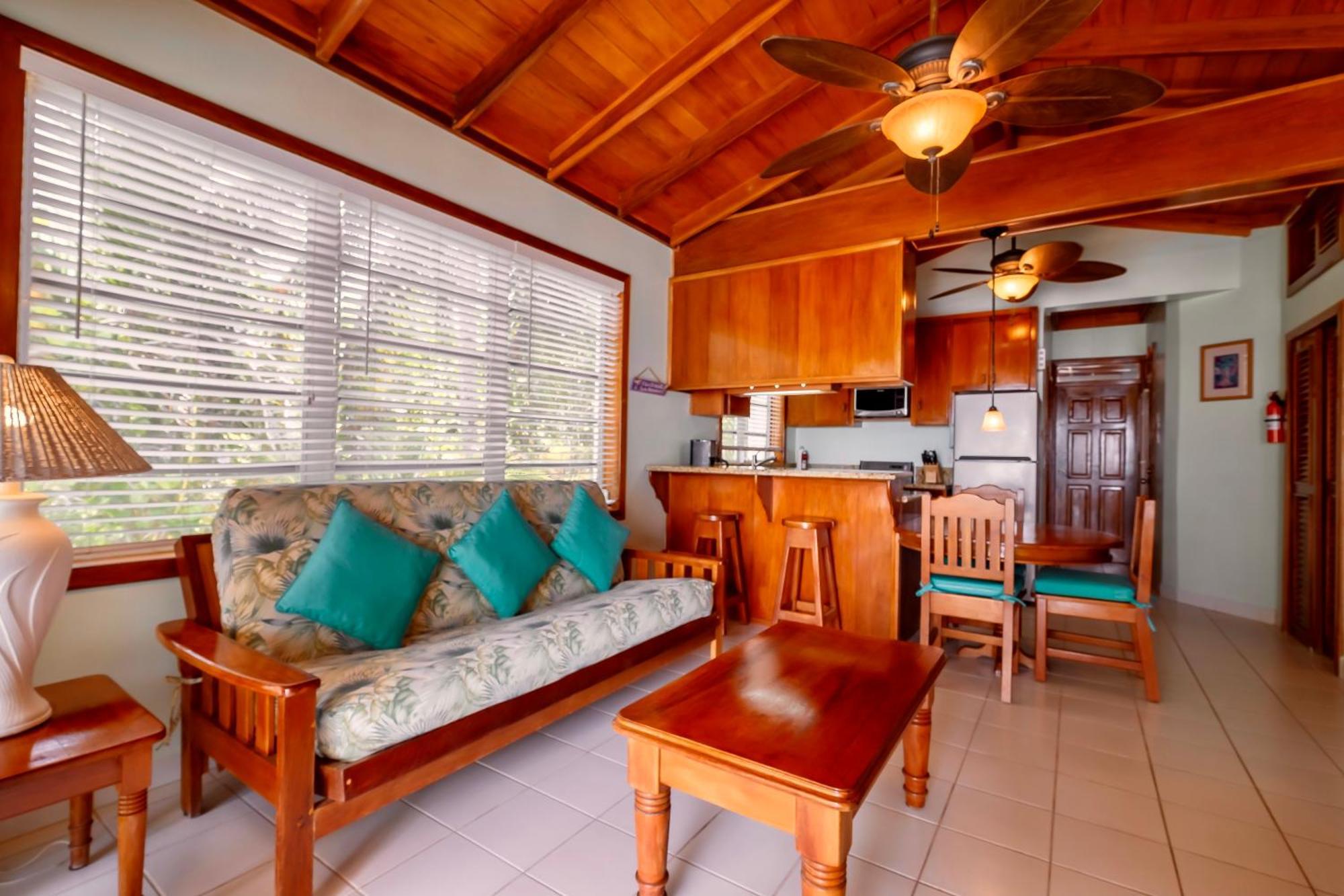 Coral Bay Villas San Pedro  Exterior photo