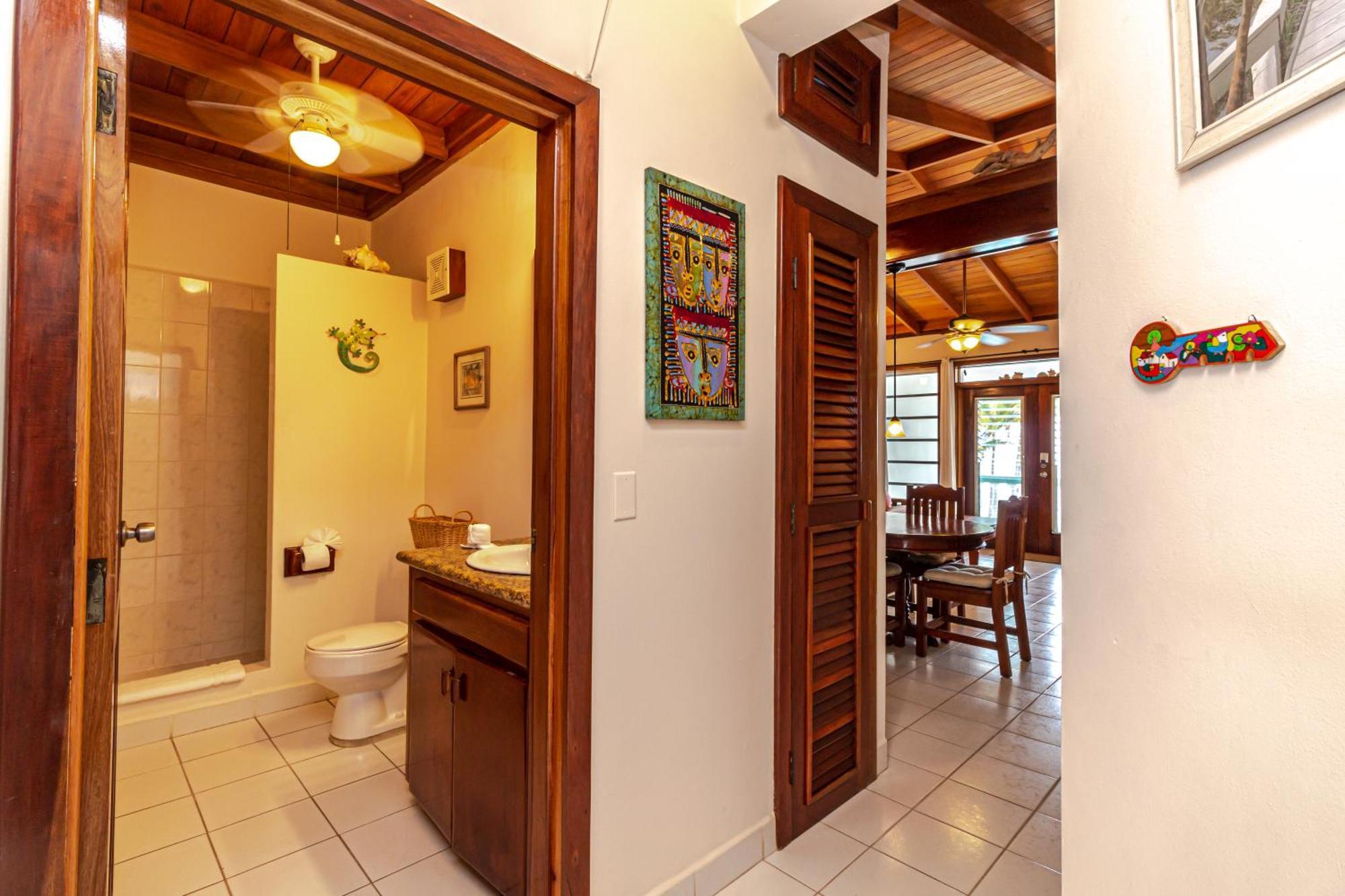 Coral Bay Villas San Pedro  Exterior photo